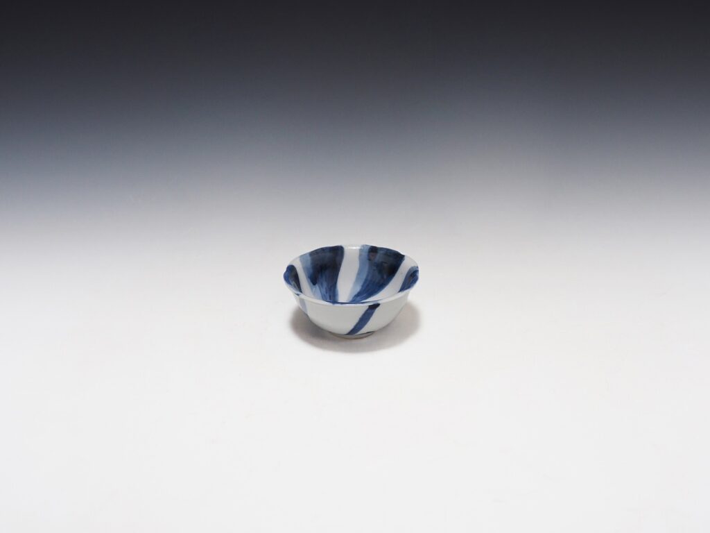 68.古染風捻文盃（黒田箱）