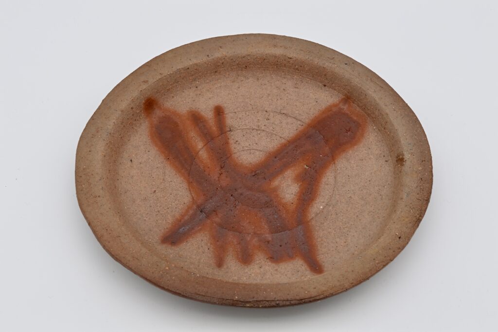 27.伊部ドラ鉢（共箱）